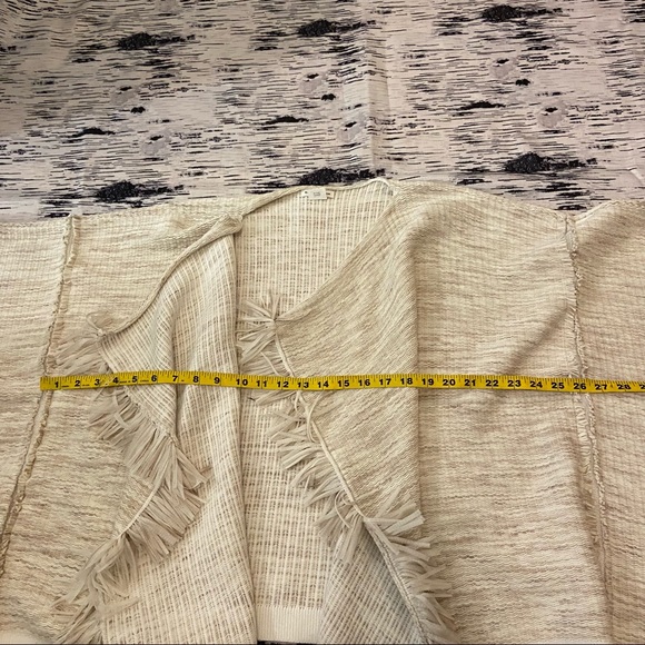 Club Monaco Cream and Tan Wrap Poncho Shawl Rriyanka - Picture 13 of 16